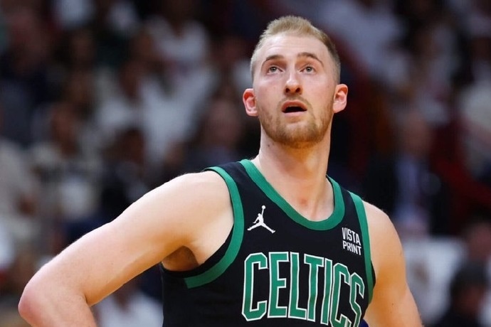 凯尔特人正在兜售球队射手萨姆·豪泽