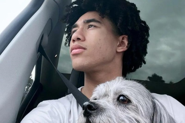 新星折戟！麦凯恩拇指韧带撕裂，76人后场轮换告急，新秀崛起之路遇阻